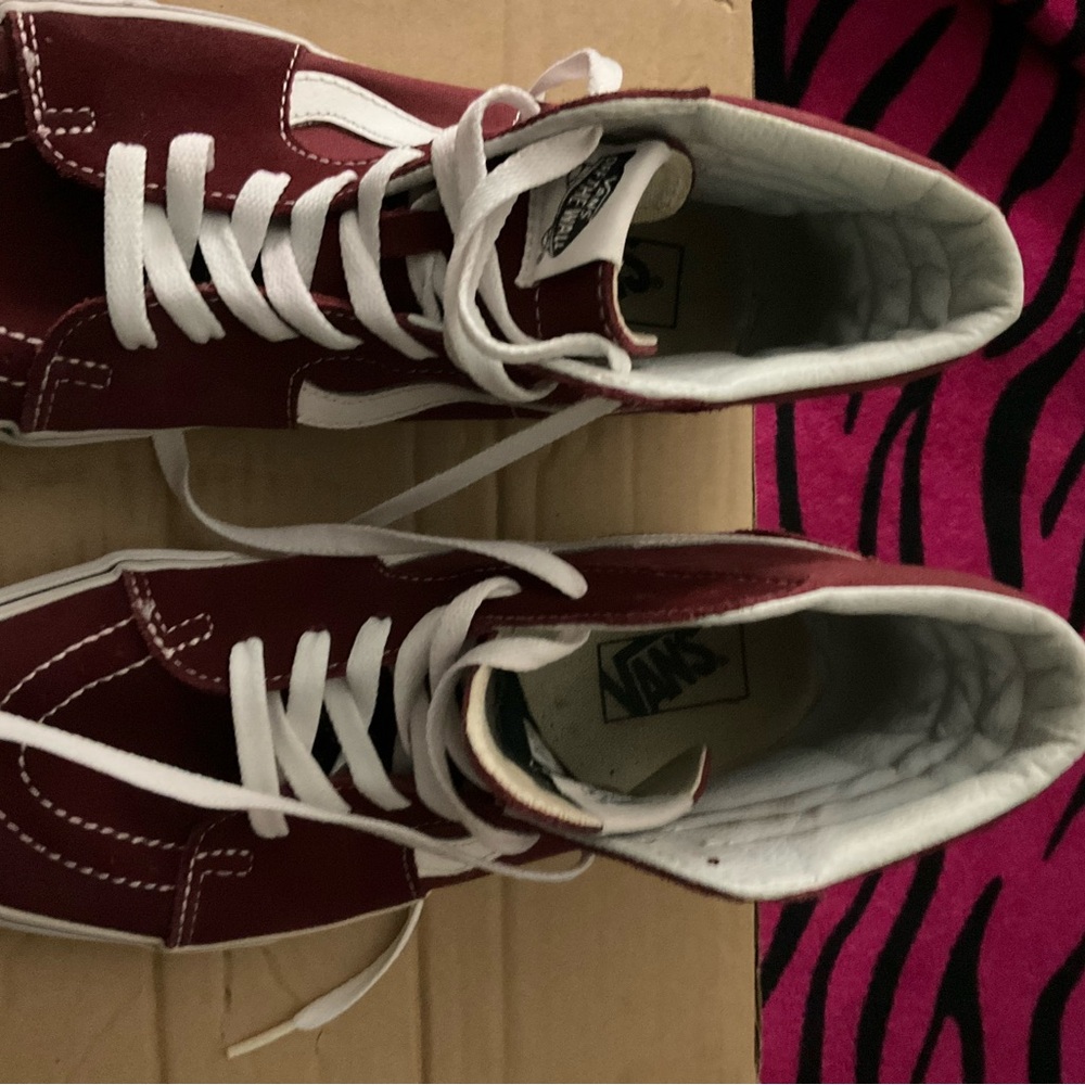Vans Red High-Top Sneakers - Picture 4 of 9